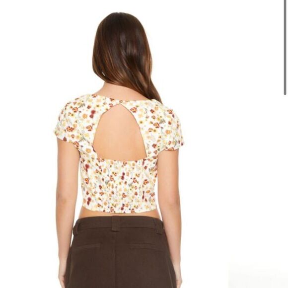 Forever 21 Floral Print Cutout Crop Top‎ - Picture 3 of 8
